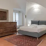 Miriam - Sweet Dreams In Florence