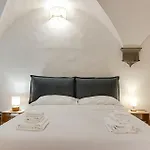 Miriam - Sweet Dreams In Florence